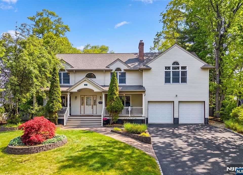 1st image of 55 Canterbury Dr