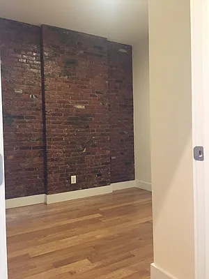 Rented by Sky Management | media 35