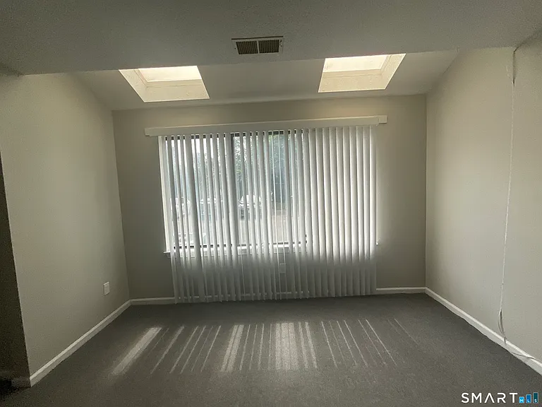 471 Whalley Ave #Q — Photo 4