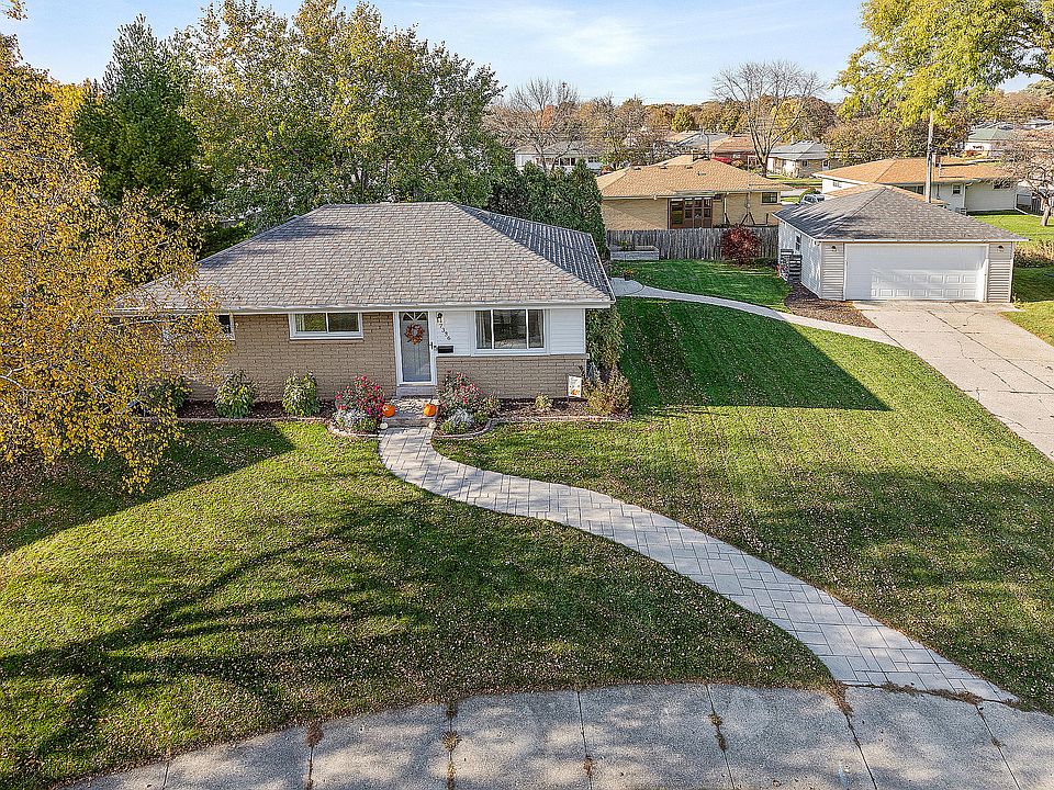 2nd image of 7336 W Holt Ct