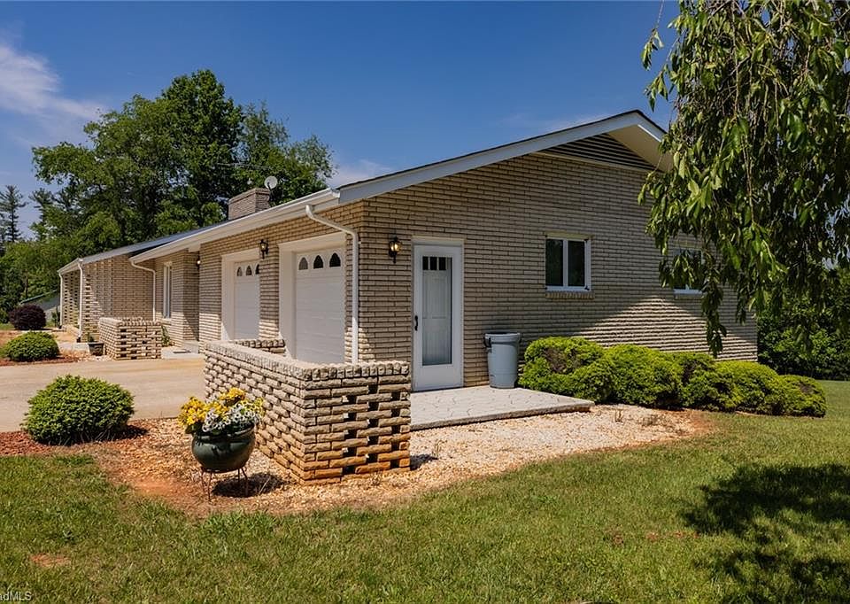 1987 N State Highway 16, Wilkesboro, NC 28697 MLS 1117976 Zillow