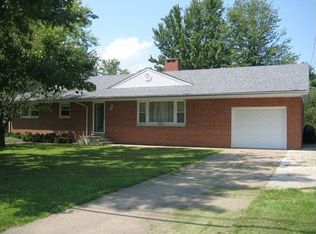 608 S Giant City Rd, Carbondale, IL 62902