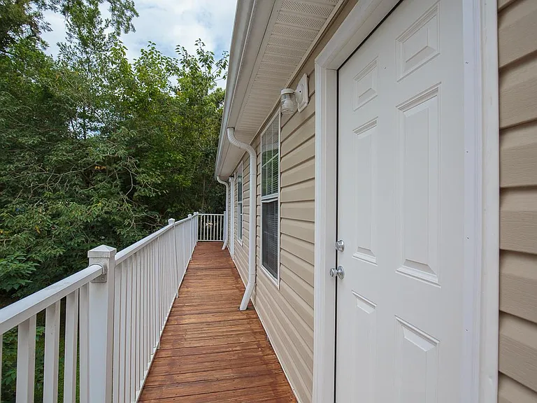 Unit Photo