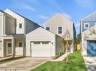 710 W Dallas St, Conroe, TX 77301