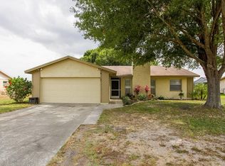 139 Lake Thomas Dr, Winter Haven, FL 33880