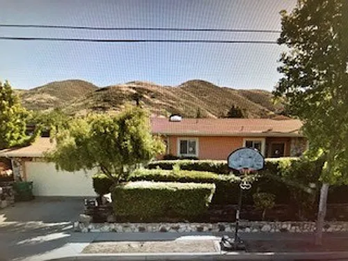 2374 Flora St Photo 1
