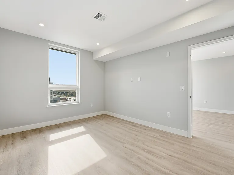 Skylar Lofts JC — Photo 15