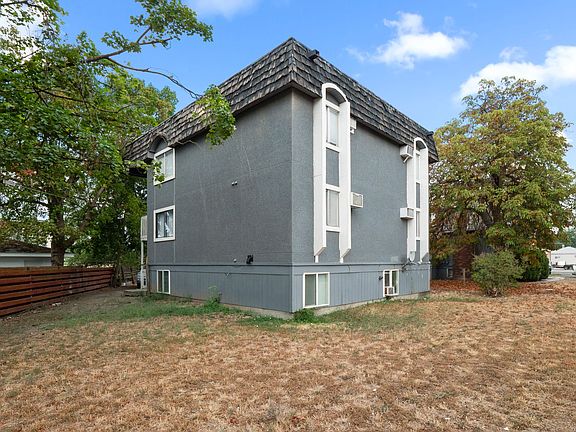3rd image of 1717 E Mission Ave #13