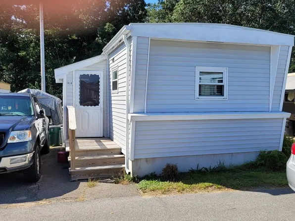 98 Newbury St Trailer 19-A, Danvers, MA 01923