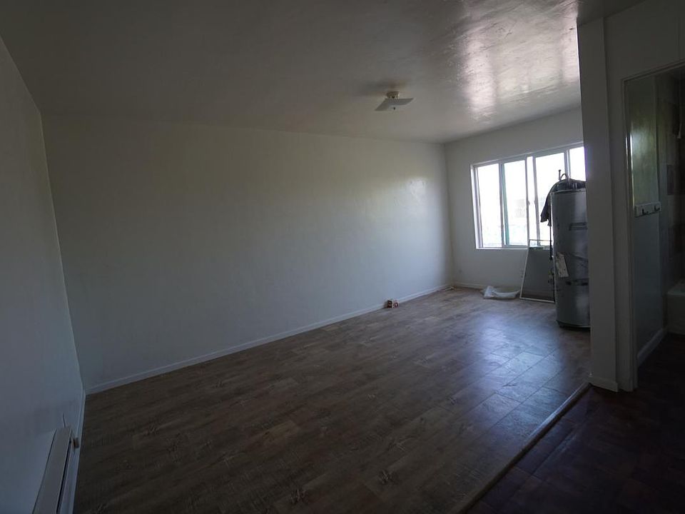 1st image of 3433 University Ave APT C