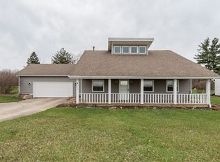 8821 Westfield Rd, Seville, OH 44273