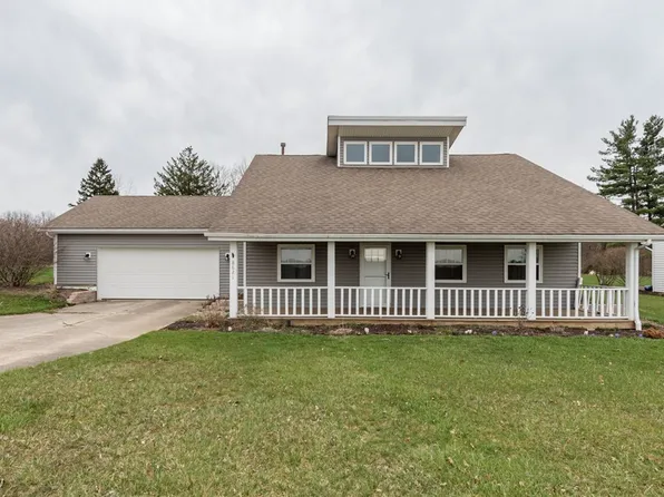 8821 Westfield Rd, Seville, OH 44273