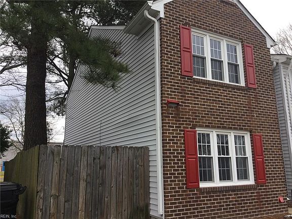 3rd image of 724 Glenshire Dr