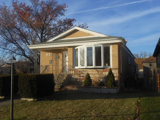 5750 W 84th St photo 1