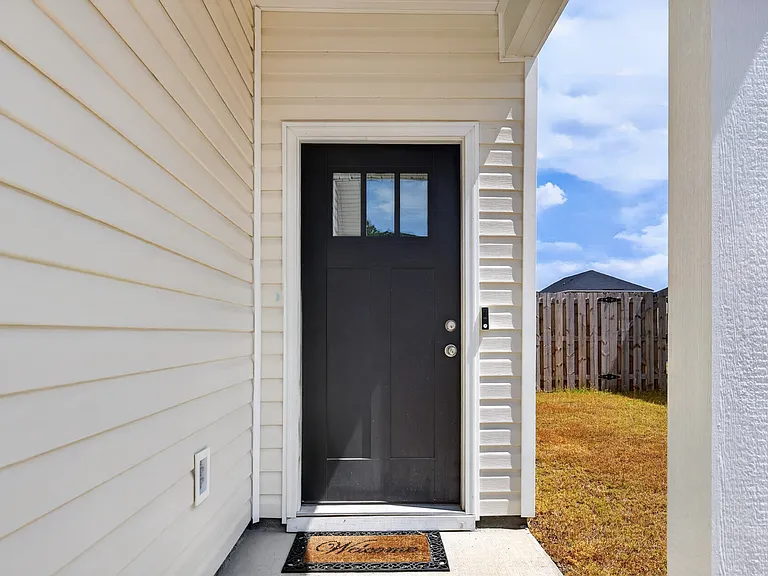 1026 Grayson Ave — Photo 3