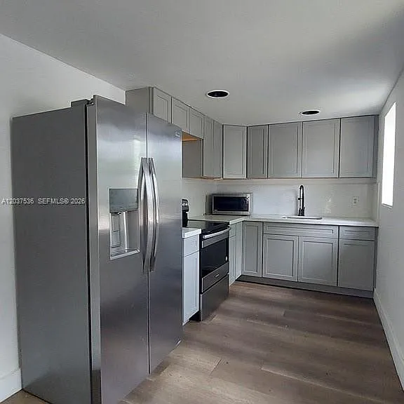 6151 SW 35th St #1 — Photo 5