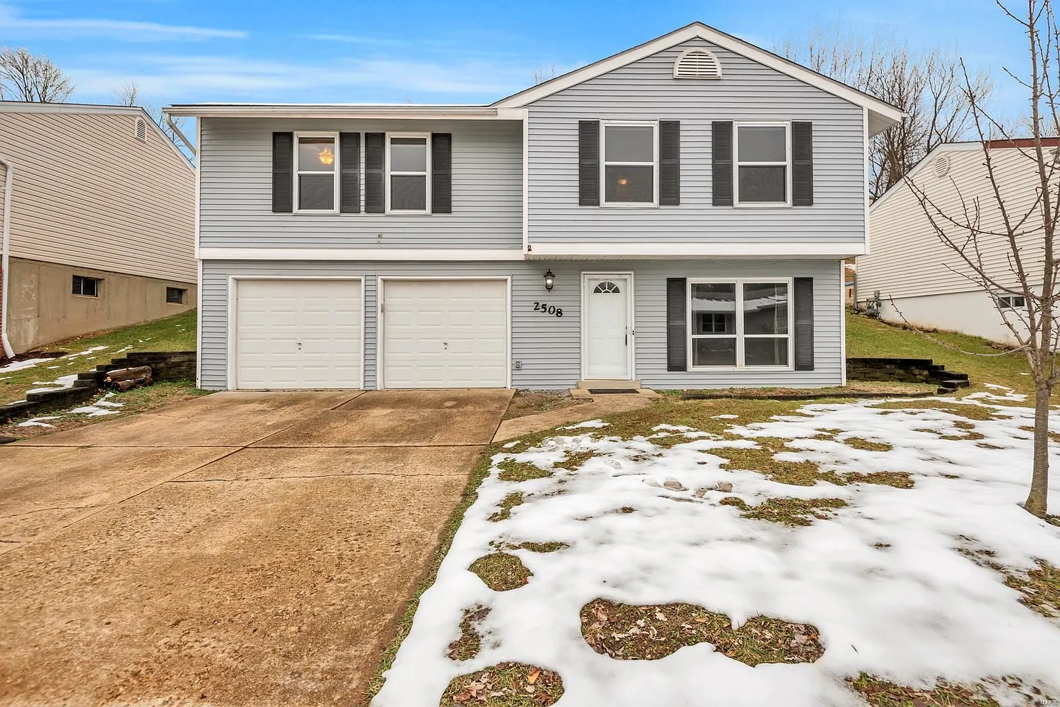 2508 Braintree Dr photo 1