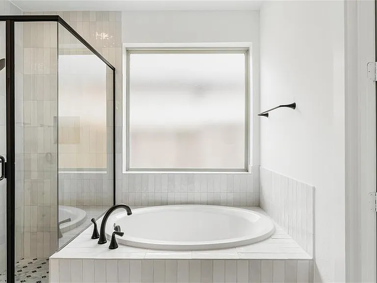 29751 Bur Creek Ln — Photo 27