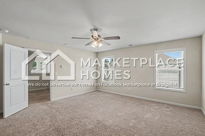 229 Wl Miller Dr — Photo 14