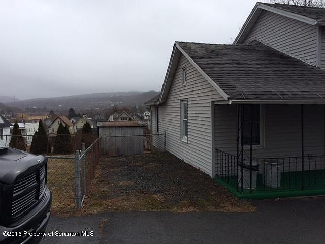 2nd image of 1106 Ridge St