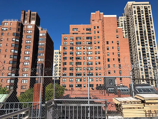 Rented by Sky Management | media 12