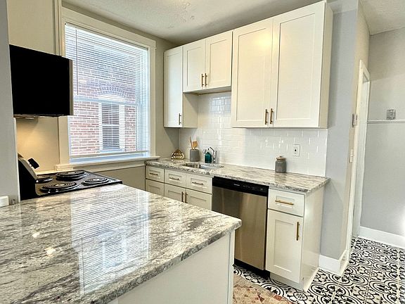 4th image of 2122 Maury Ave Floor 1