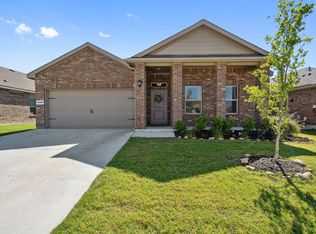 8580 Big Apple Dr, Fort Worth, TX 76179