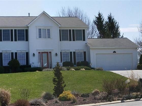 1st image of 311 Fairmont Way