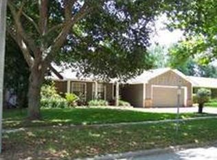 621 Newport Ave, Altamonte Springs, FL 32701