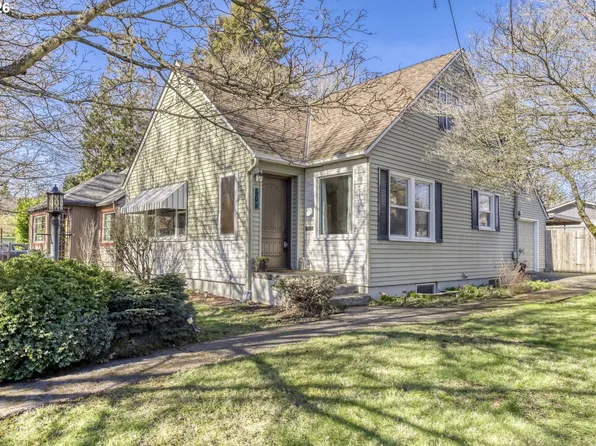 608 E 27th St, Vancouver, WA 98663