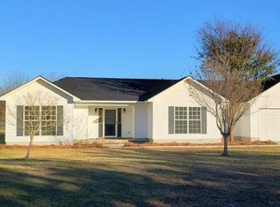 152 Burnside Rd, Fitzgerald, GA 31750