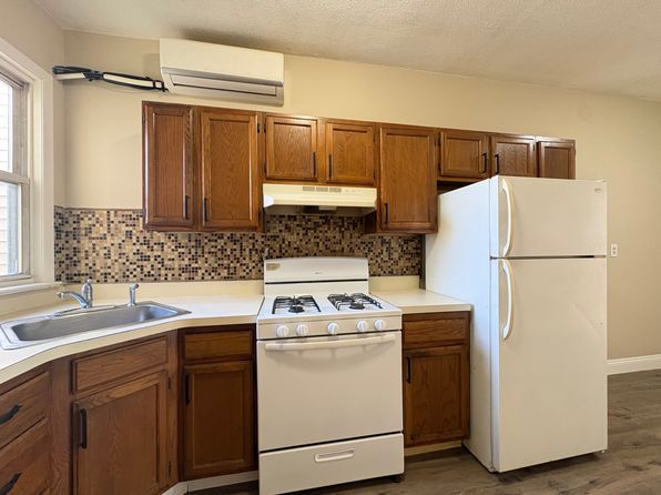 31 W 54th St APT 1