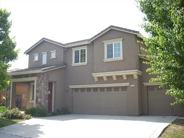 2nd image of 10004 Wild Orchid Way
