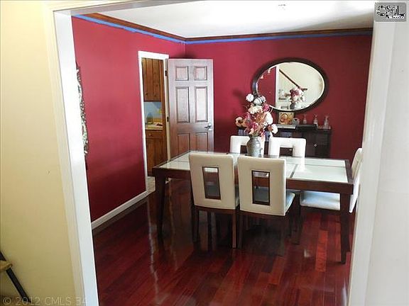 3rd image of 1320 Country Squire Dr