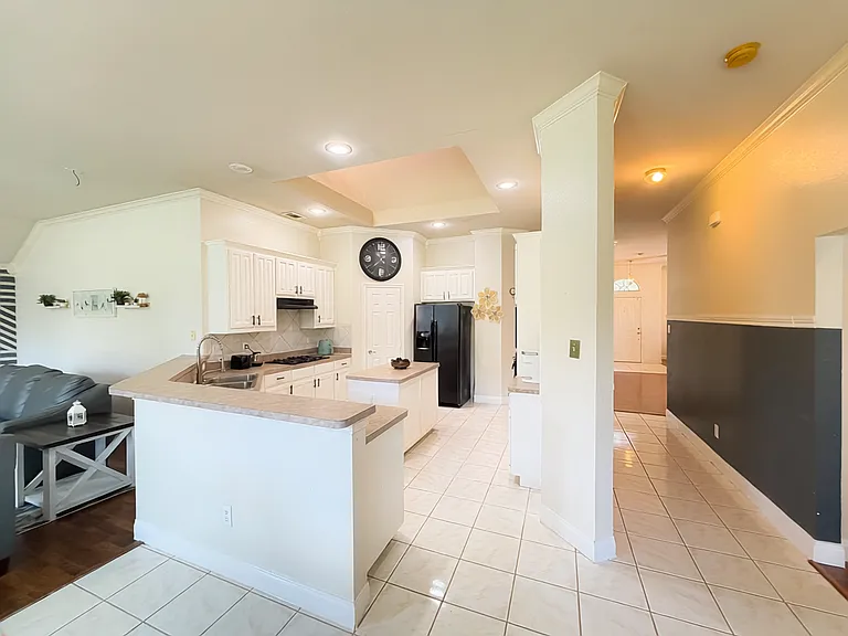 2502 Morningstar Ln — Photo 8