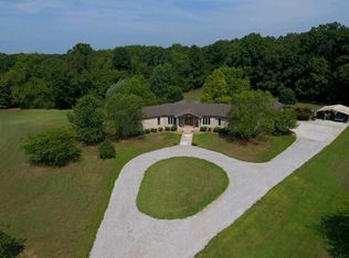 1557 Old Estill Springs Rd, Winchester, TN 37398