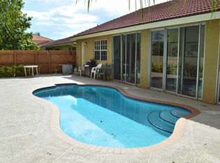 16041 SW 104th Ter, Miami, FL 33196