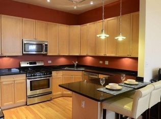 2136 W Monroe St APT 403, Chicago, IL