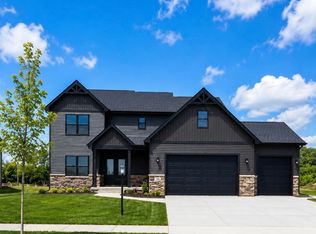 784 Debra Kay Dr, Lowell, IN 46356
