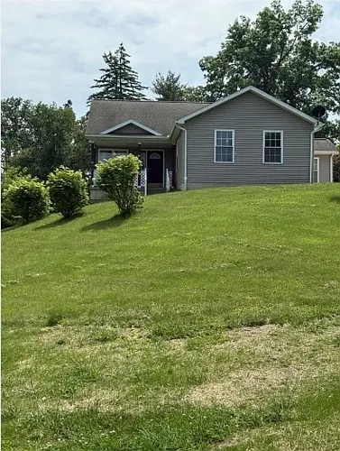 12 Picardy Pl Photo 1