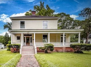 1305 N Market Street, Washington, NC 27889