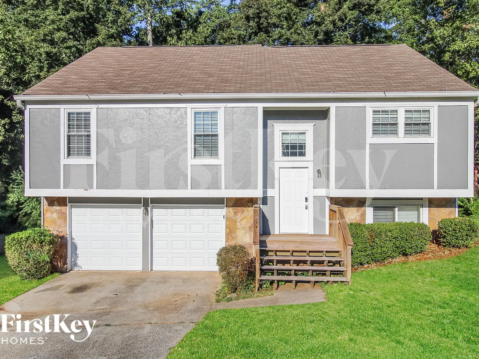 4 bed, 3.0 bath, 1838 sqft, $2,365 — Photo 1