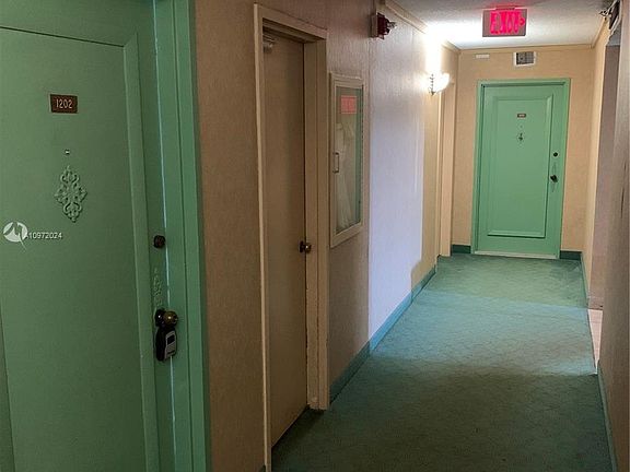 4th image of 18011 Biscayne Blvd APT 1202