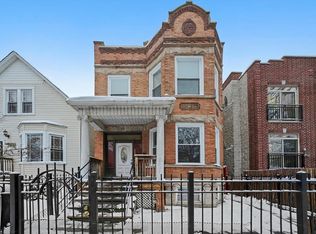 2735 N Central Park Ave #2R, Chicago, IL 60647