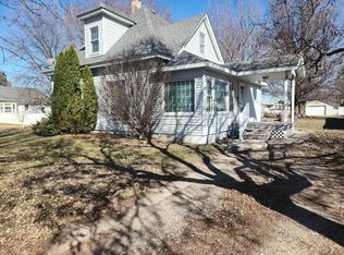 402 N Hamilton St, Eustis, NE 69028
