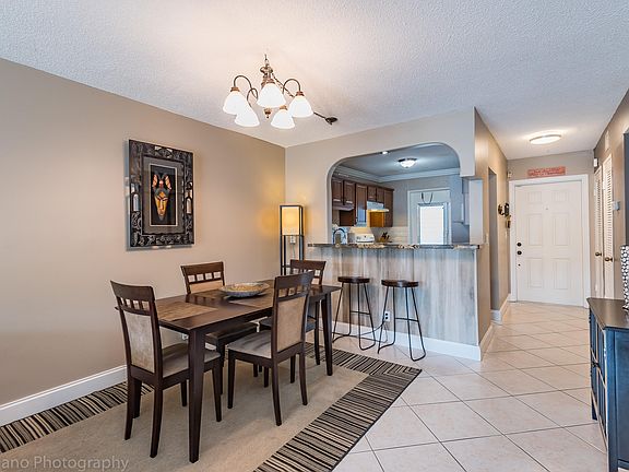 4th image of 1040 SE 4th Ave APT 223