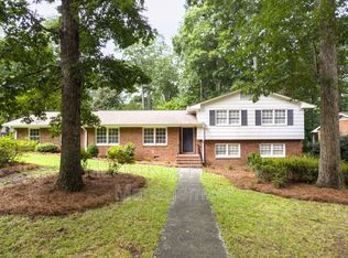 544 Ellynn Dr, Cary, NC 27511