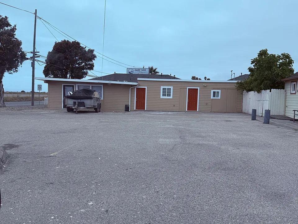 2600 Main St #2602