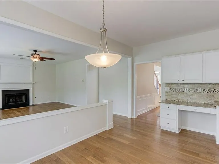 5135 Amberden Hall Dr — Photo 13