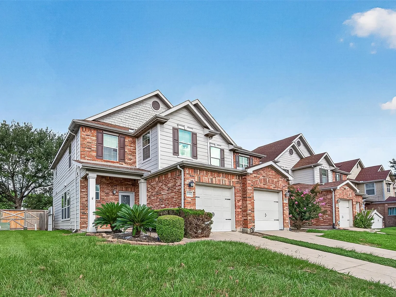 3 bed, 2.5 bath, 1544 sqft, $1,850 — Photo 3